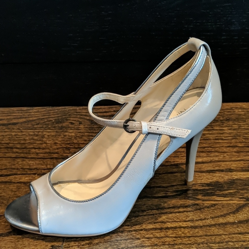 Peep toe, Mary Jane style gray pumps